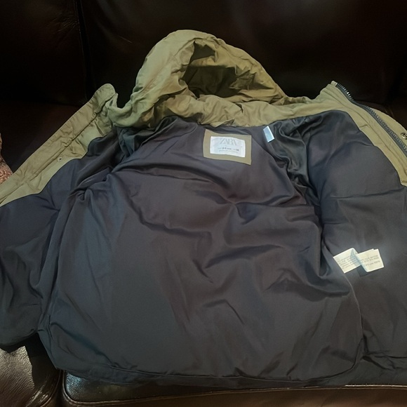 Zara Boys Puffer Hooded Jacket size 2-3 Years color Olive Green and Navy blue - Picture 7 of 7